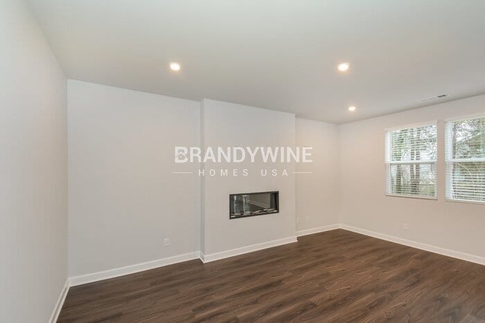 Building Photo - 321 Dearborn Sta Dr