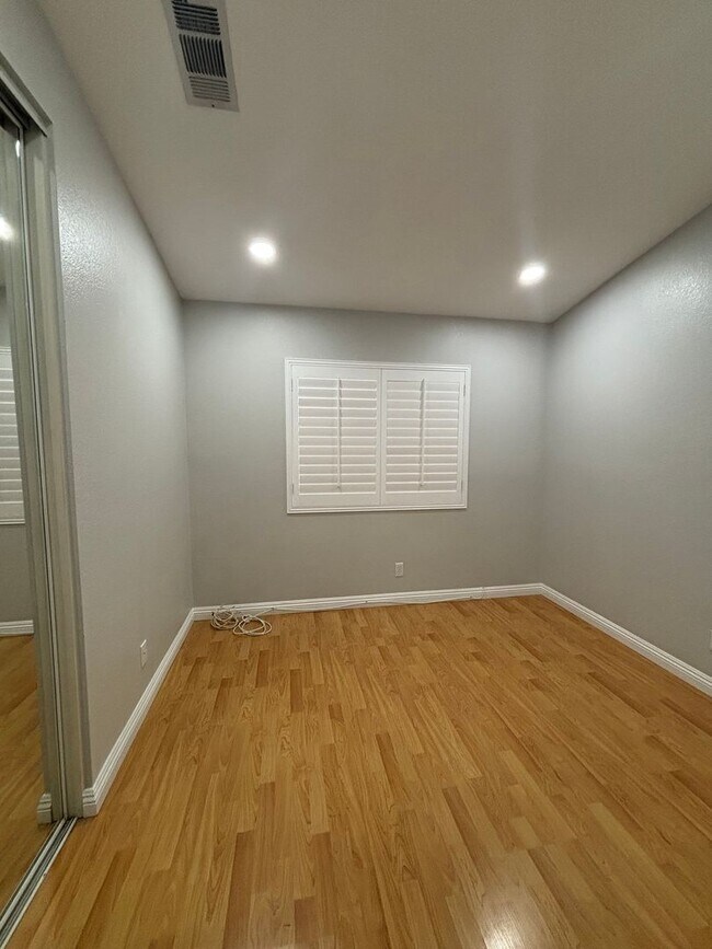 Building Photo - Beautiful Rancho Cucamonga 3 Bedroom/ 2 Bath Home