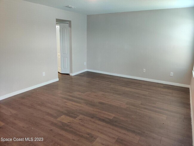 Building Photo - 2910 Rodrick Cir