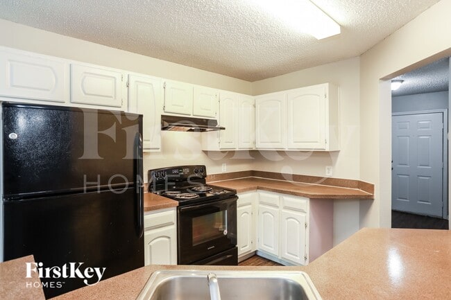 Building Photo - 14831 SE 25th Ave