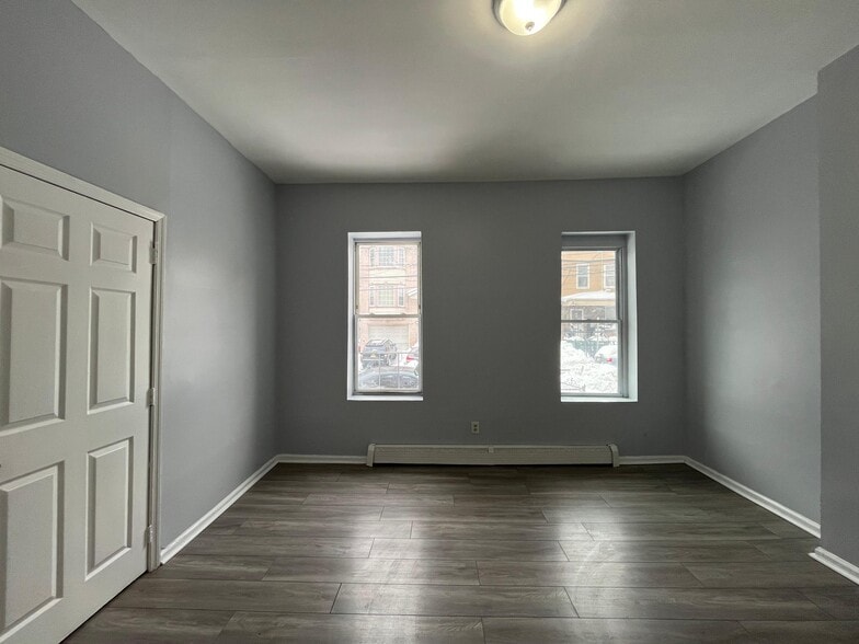 Building Photo - 134 Wilkinson Ave