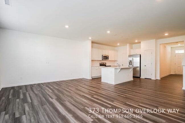 Building Photo - 373 Thompson overlook Way
