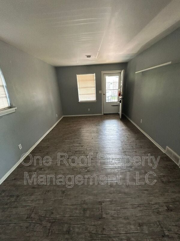 Building Photo - 5308 Ditzler Ave
