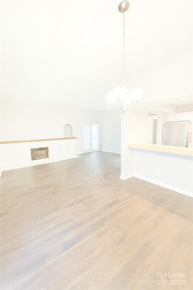 Building Photo - 1840 J Julian Ln