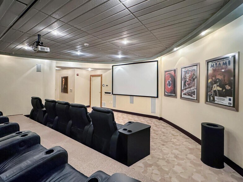 Building Photo - 244 Biscayne Blvd
