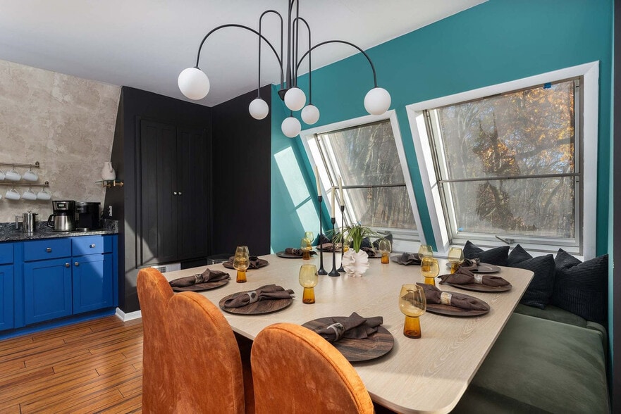 Building Photo - 585 Granny Lewis Ln