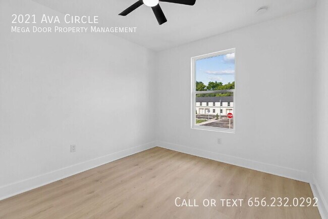 Building Photo - 2021 Ava Cir
