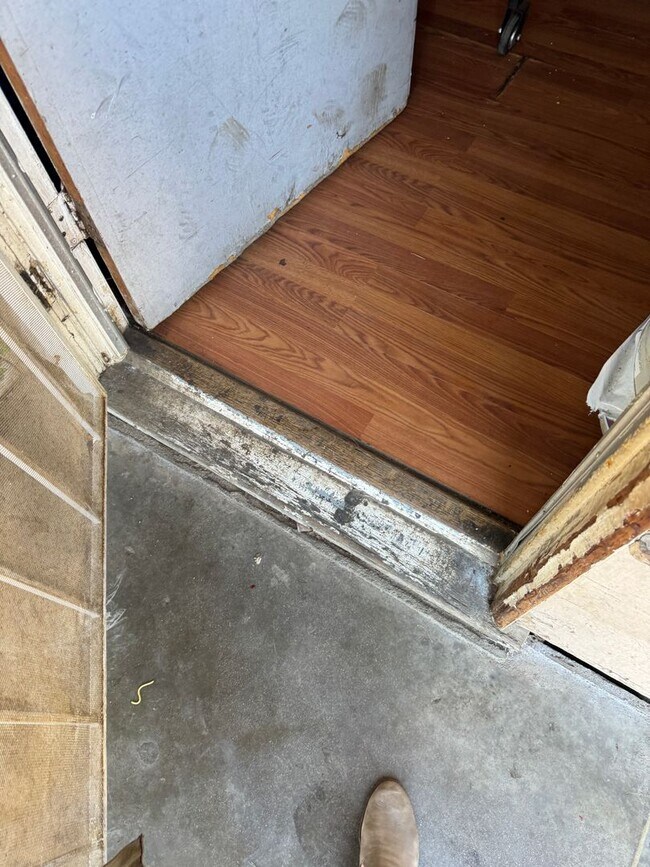 Building Photo - La Habra Duplex