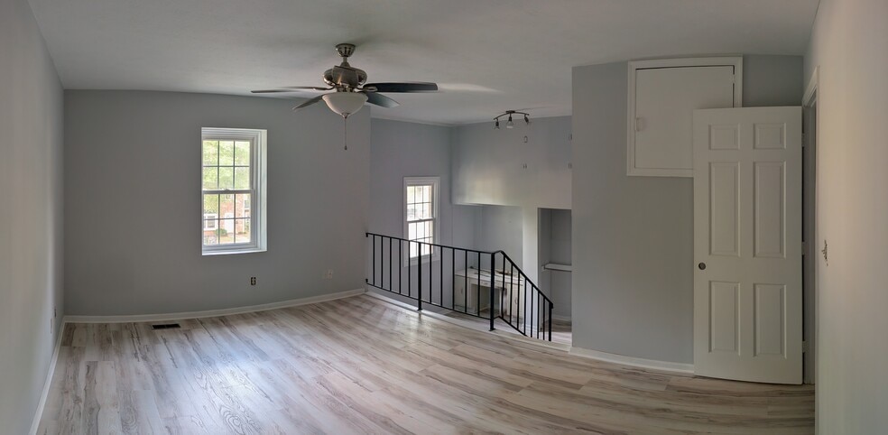 Building Photo - 139 Scarborough Pl