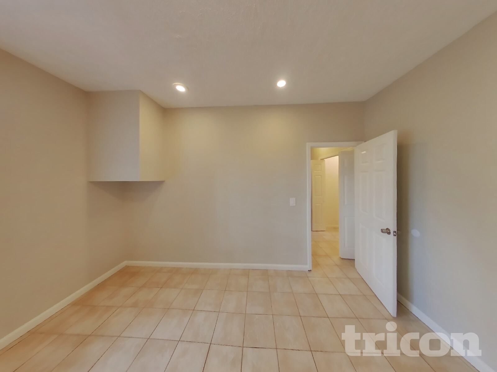 Building Photo - 365 Anna Ave