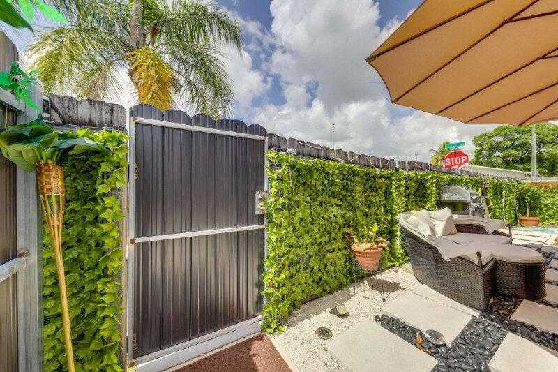 Building Photo - 3609 SW 58th Ave