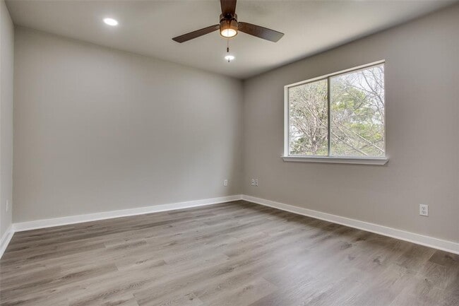 Building Photo - 517 Dusty Leather Ct