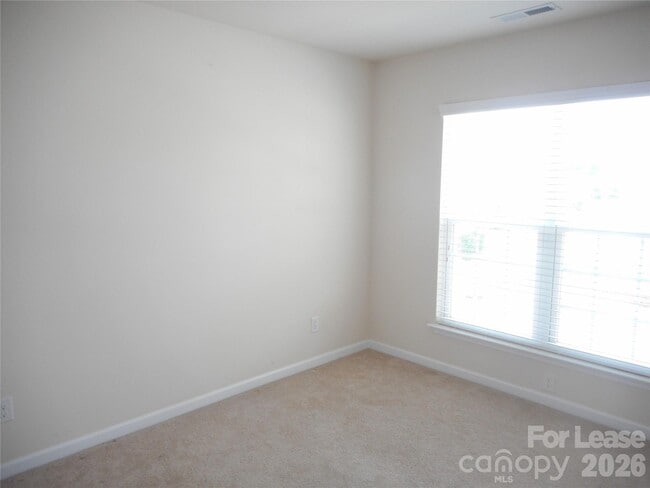 Building Photo - 6538 Portland Rose Ln