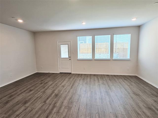 Building Photo - 213 Arbor Dr