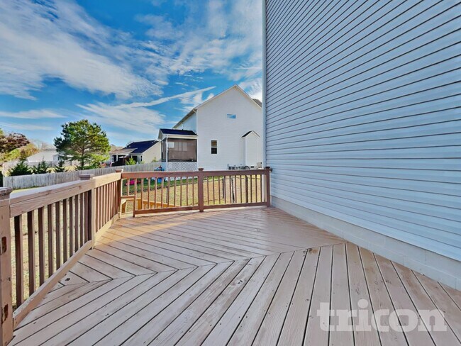 Building Photo - 232 Highcroft Cir