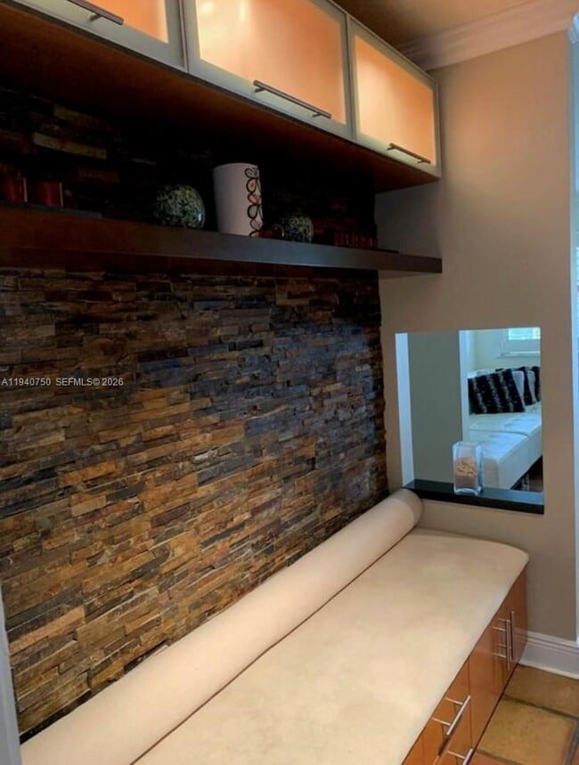 Building Photo - 10841 SW 67th Dr