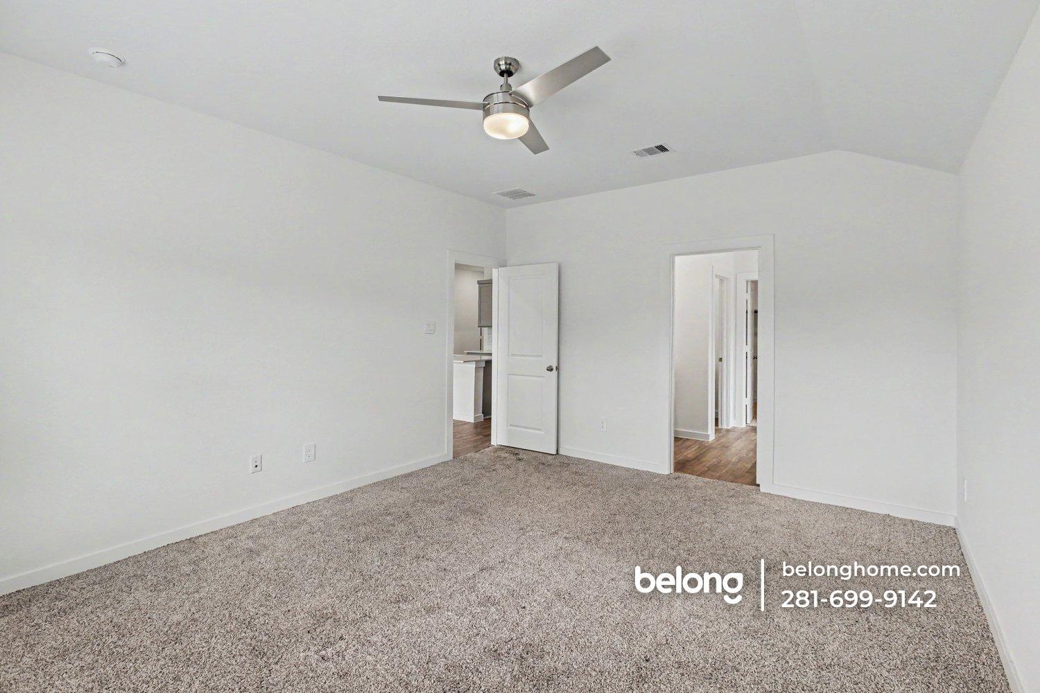 Building Photo - 4222 Multnomah Fls Dr