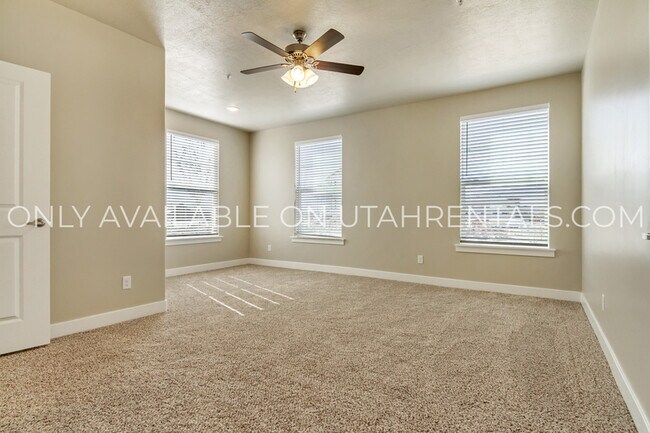 Building Photo - 1128 S 820 E