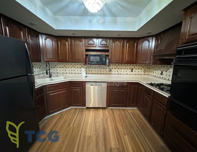 Building Photo - 1802 Herbert St