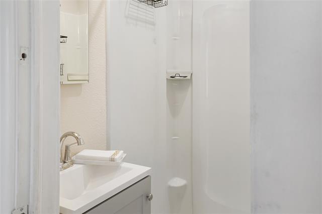 Building Photo - 2711 Santa Cruz Dr