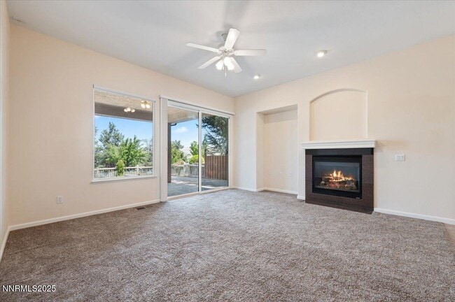 Building Photo - 2720 Albazano Dr