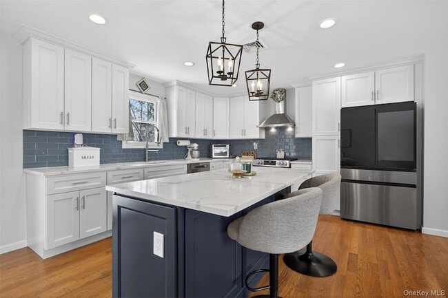 Building Photo - 4 Millard Cir