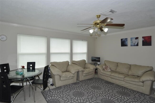 Building Photo - 2406 Padgett Ct