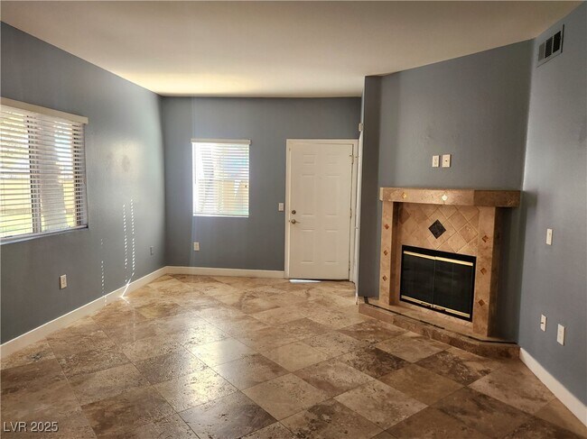 Building Photo - 5250 S Rainbow Blvd