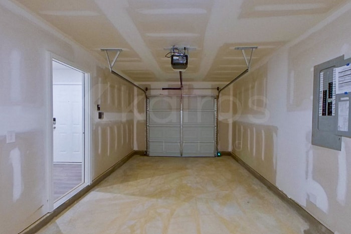 Building Photo - 320 Ironwood Ct