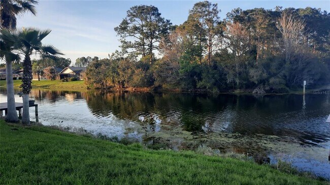 Building Photo - 62 Burbank Dr