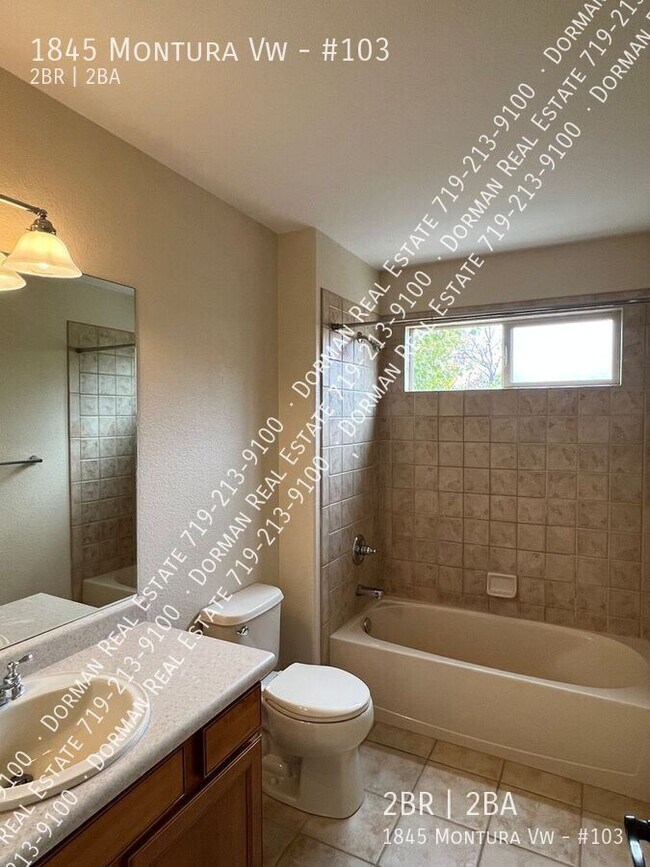 Building Photo - 1845 Montura View