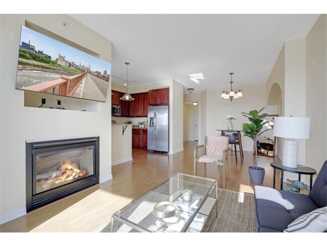 Building Photo - 500 E Grant St