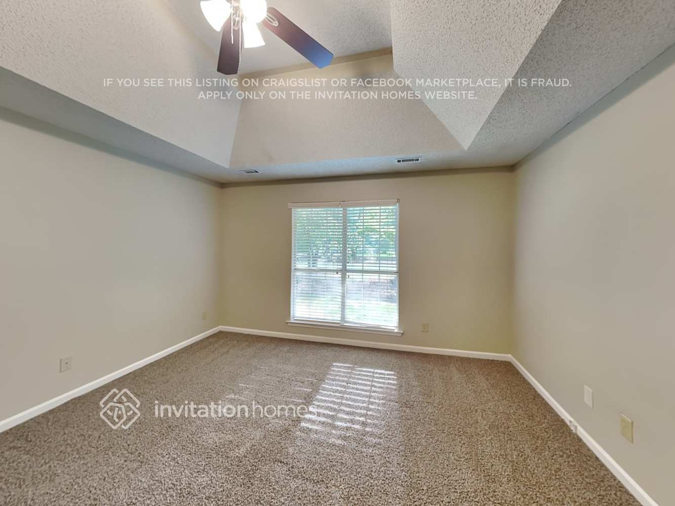 Building Photo - 185 Steeplechase Dr