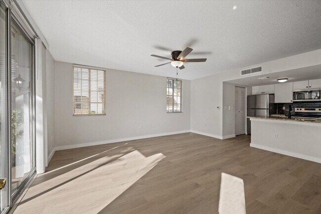 Building Photo - 1727 Village Blvd