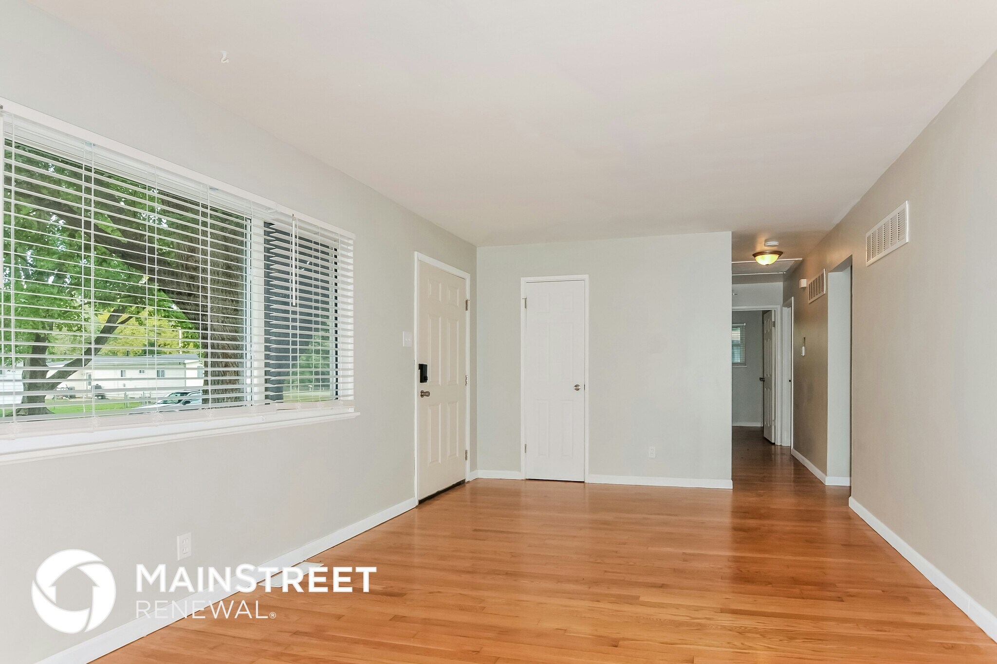 Building Photo - 330 Moule Dr