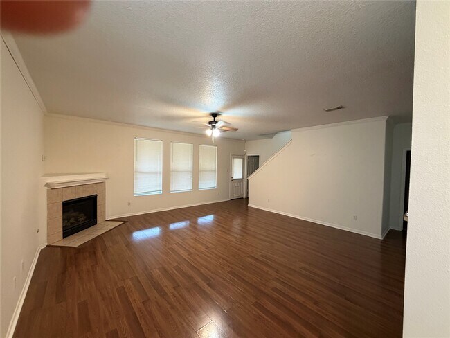 Building Photo - 18506 Carousel Creek Ct
