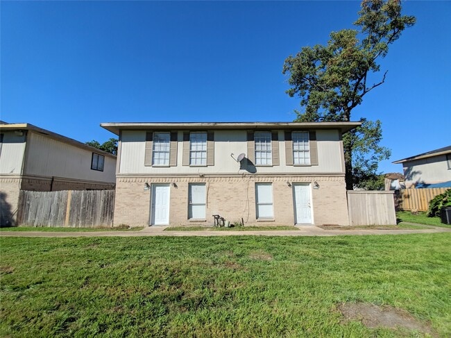 Building Photo - 1962 Upland Dr