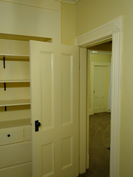 hub—back bedroom - 30 NE Stanton St