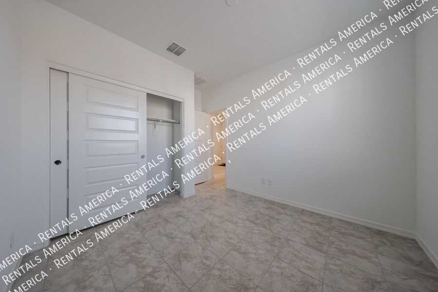 Building Photo - 14830 W Gray Fox Trl