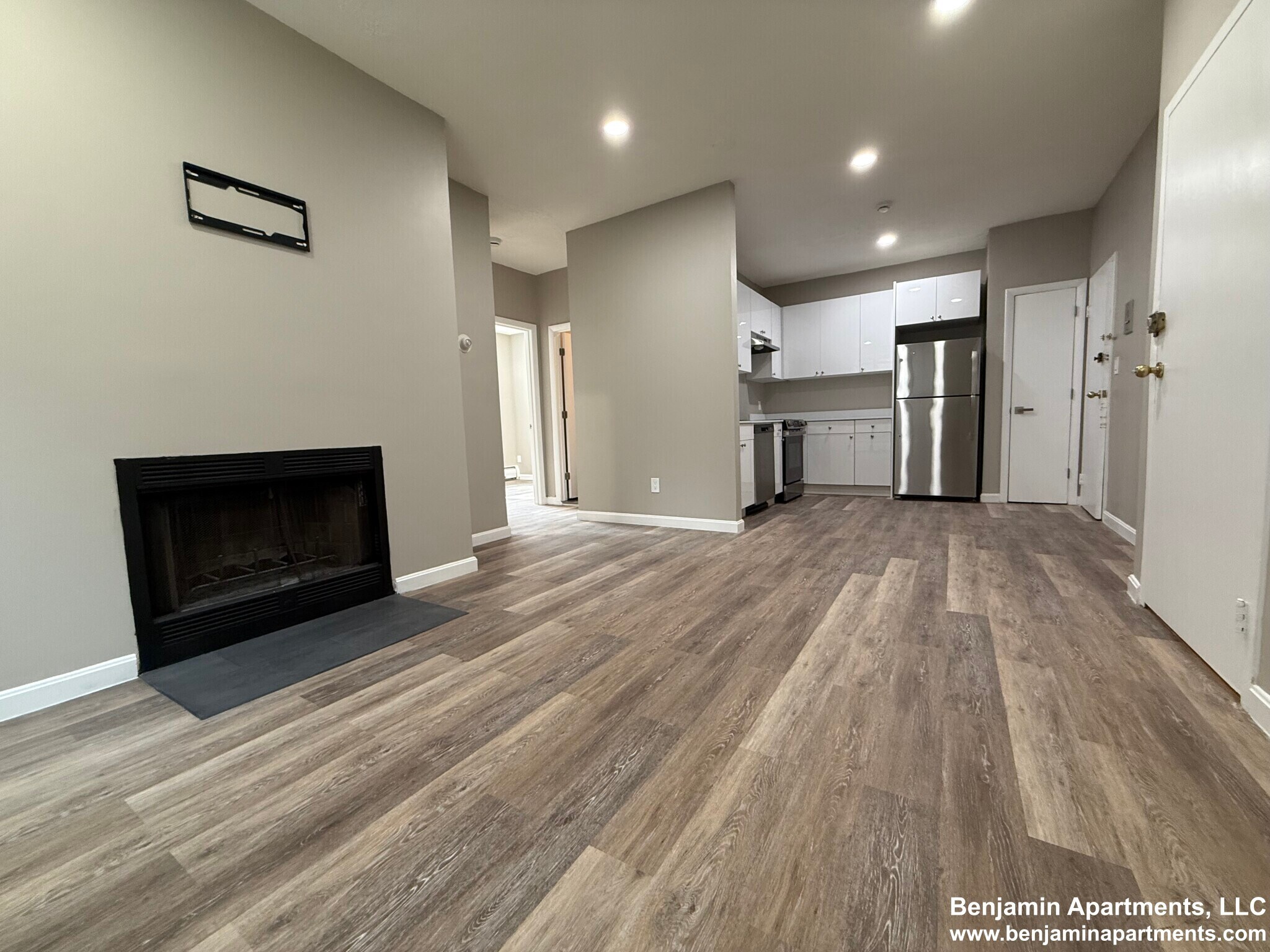 Building Photo - 50 Evergreen St