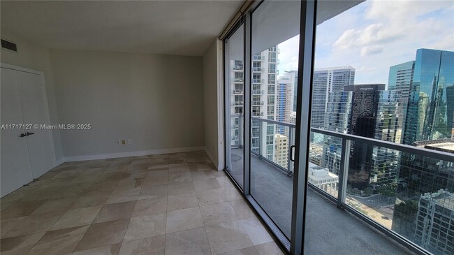 Building Photo - 1050 Brickell Ave