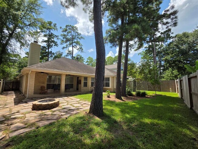 Building Photo - 126 S Millport Cir