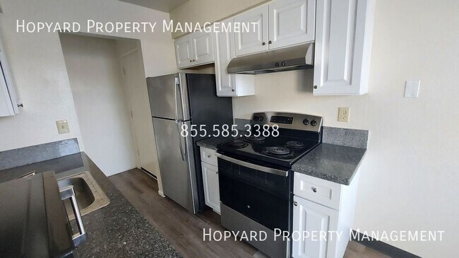 Building Photo - 5155 Arden Way