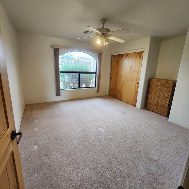 Building Photo - 35665 Caballero Dr