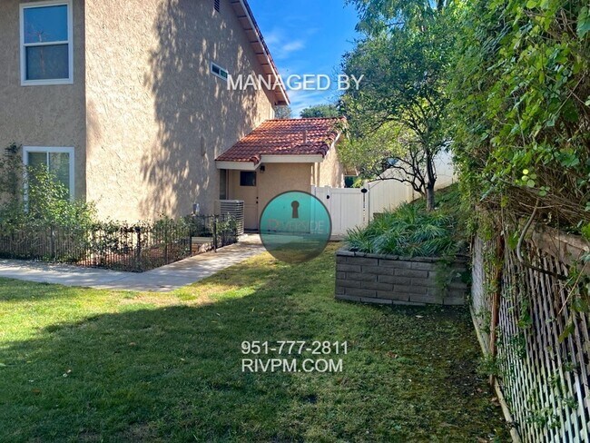 Building Photo - Beautiful 4-bedroom, 3-bathroom home located in the highly desirable Canyon Crest neighborhood.