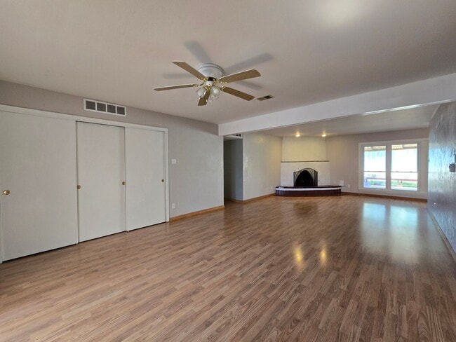 Building Photo - 506 Ridgecrest Ave