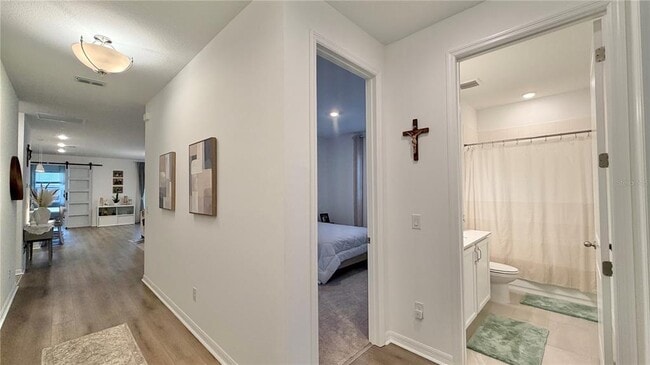 Building Photo - 5723 Cattle Rnch Dr