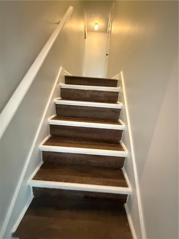Building Photo - 4960 Cold Springs Dr NW