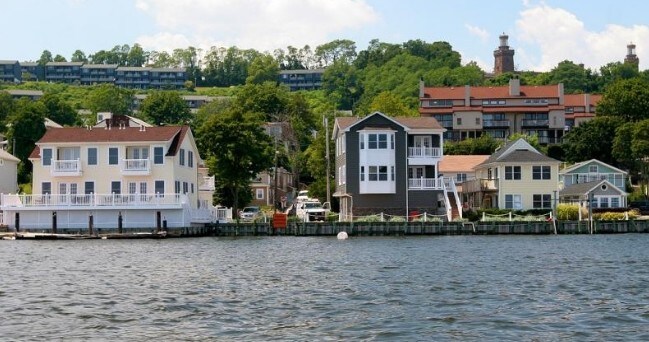 Primary Photo - Waterfront Cottages