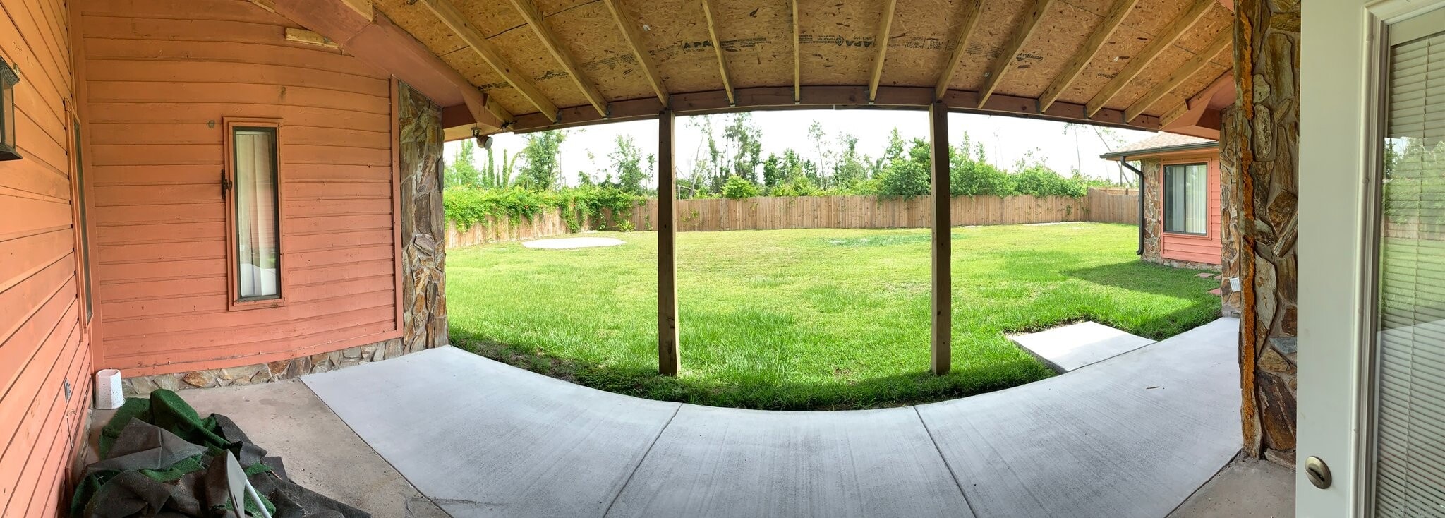 Building Photo - 2338 Briarwood Pl
